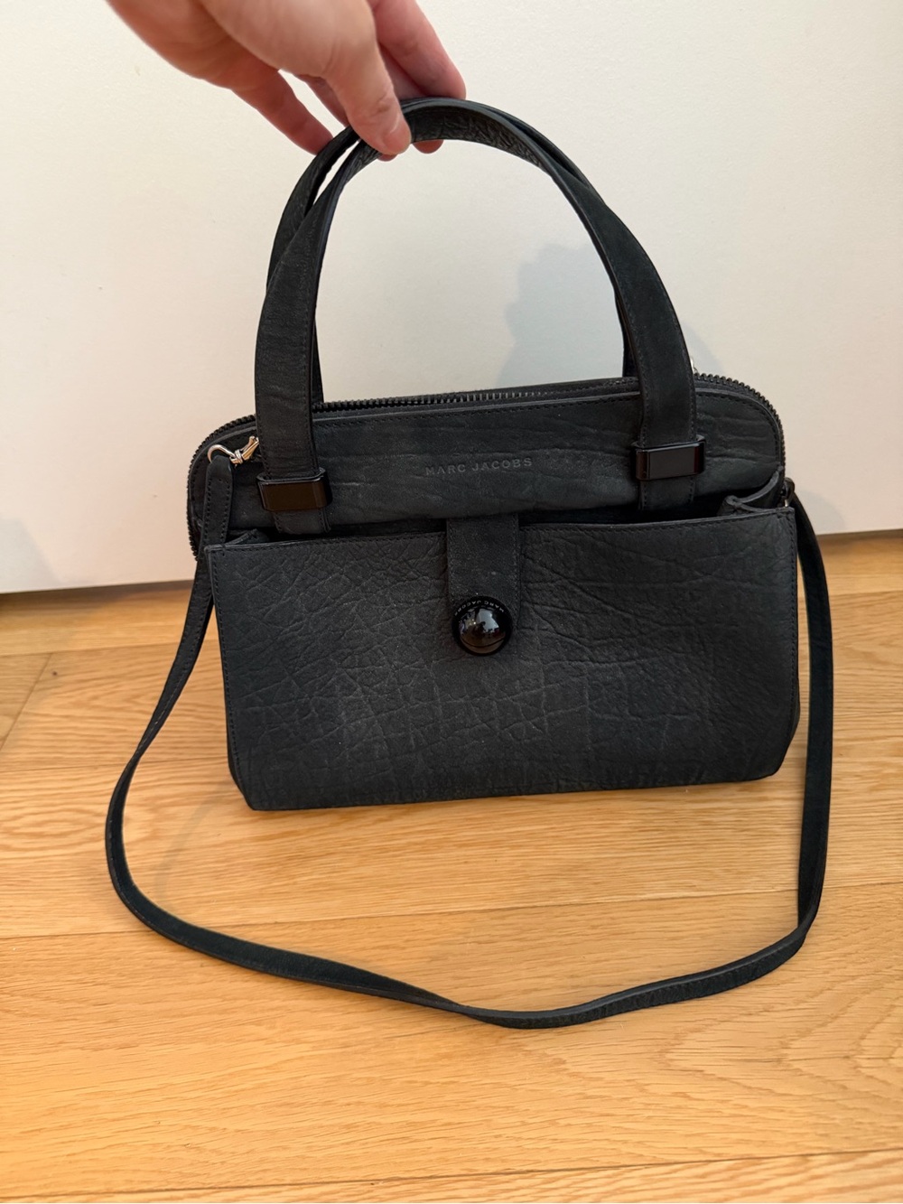 Marc Jacob’s Structured Black Women’s Handbag - Classic Top-Handle Style